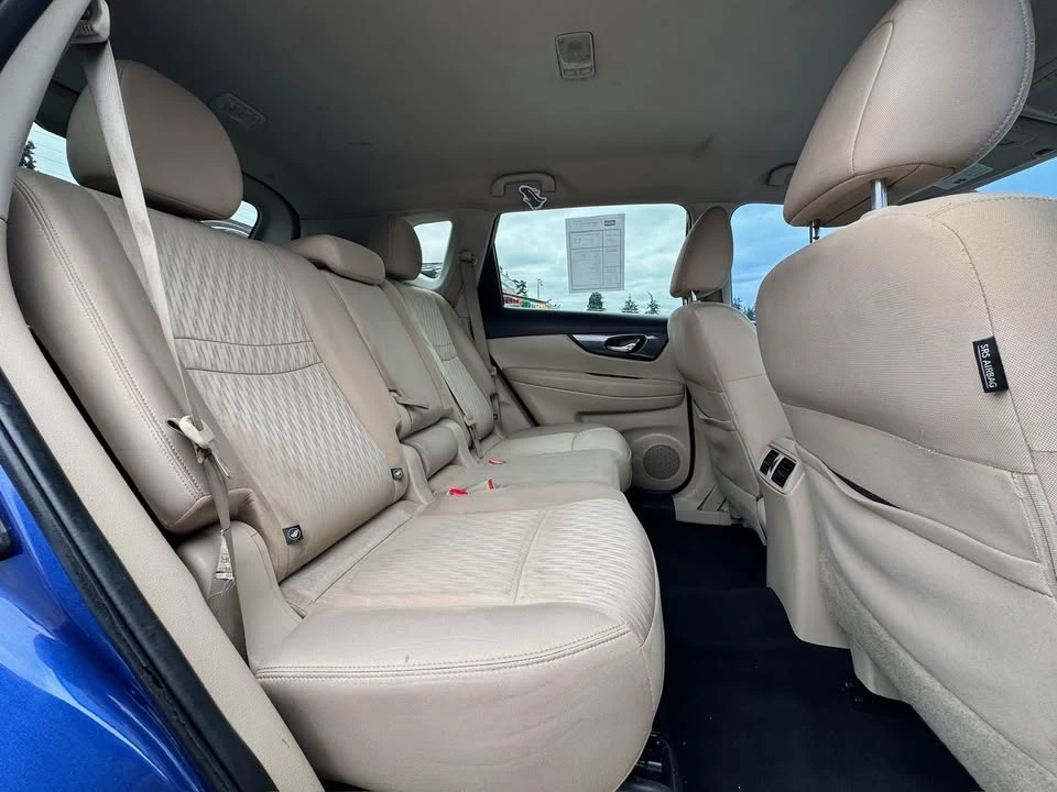 2018 Nissan Rogue - Image 9 of 16