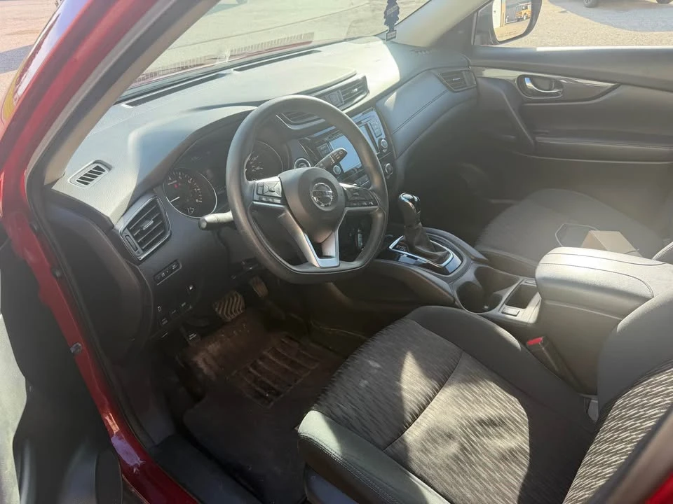 2018 Nissan Rogue - Image 4 of 4