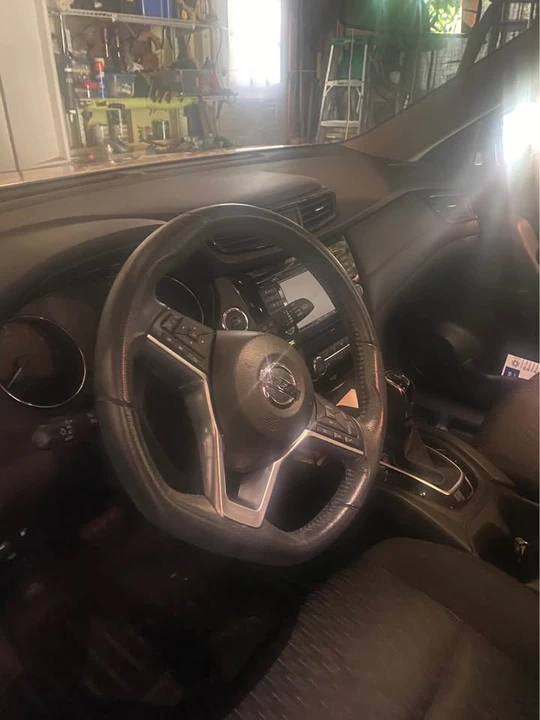 2018 Nissan Rogue - Image 3 of 7