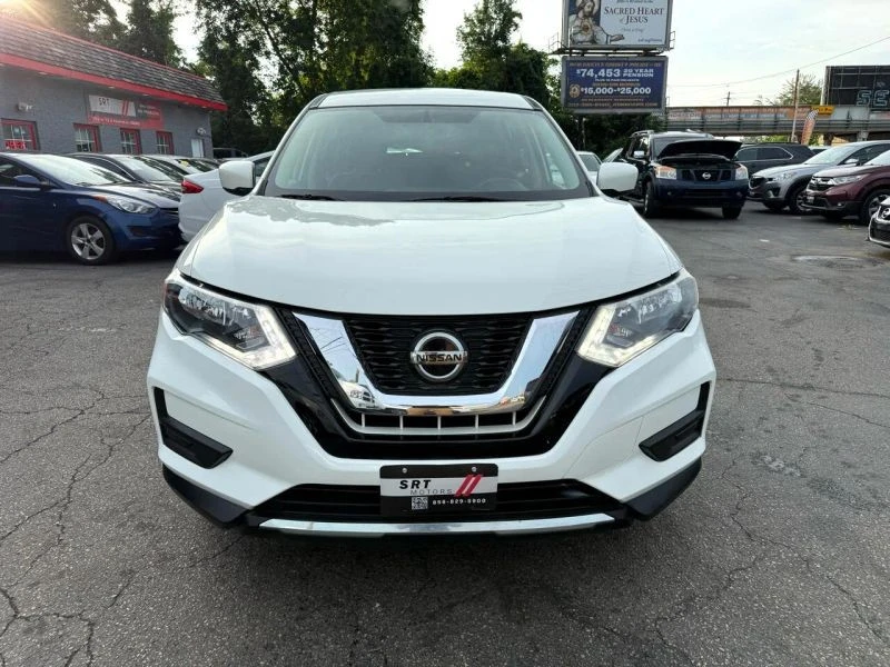 2018 Nissan Rogue - Image 2 of 12