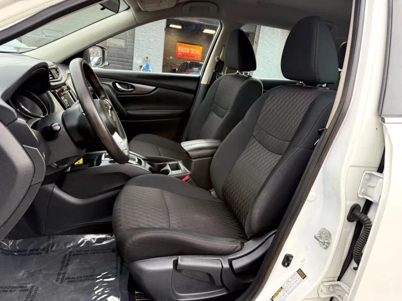 2018 Nissan Rogue - Image 9 of 12