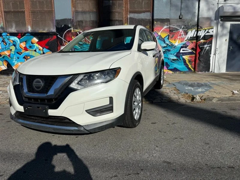 2018 Nissan Rogue - Image 3 of 12