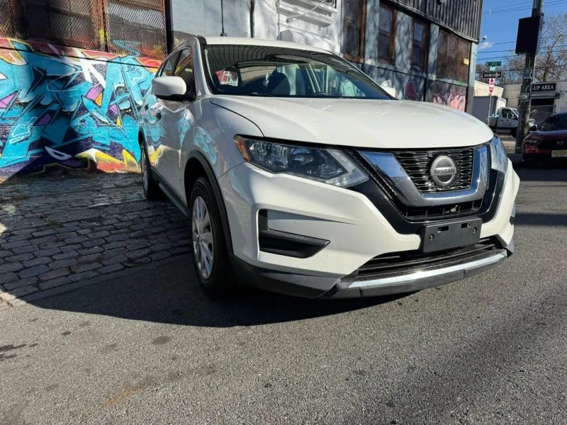 2018 Nissan Rogue - Image 4 of 12