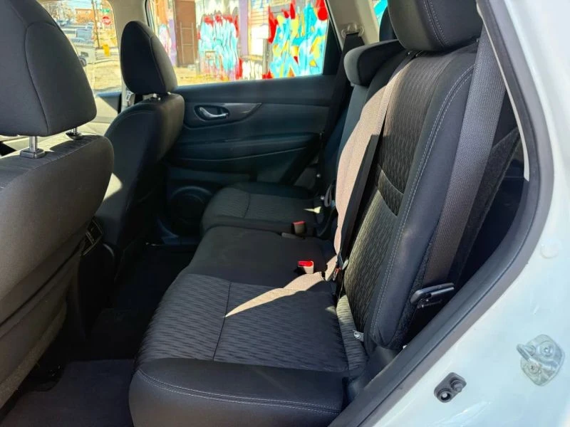 2018 Nissan Rogue - Image 12 of 12