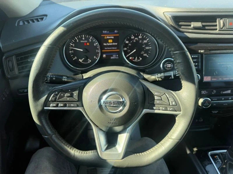 2018 Nissan Rogue - Image 10 of 12
