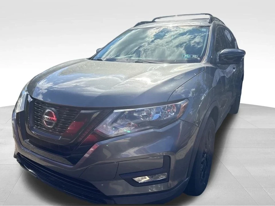 2018 Nissan Rogue - Image 2 of 12