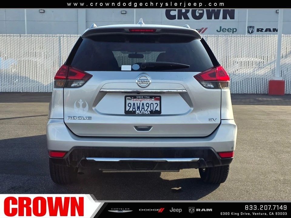 2018 Nissan Rogue - Image 6 of 12