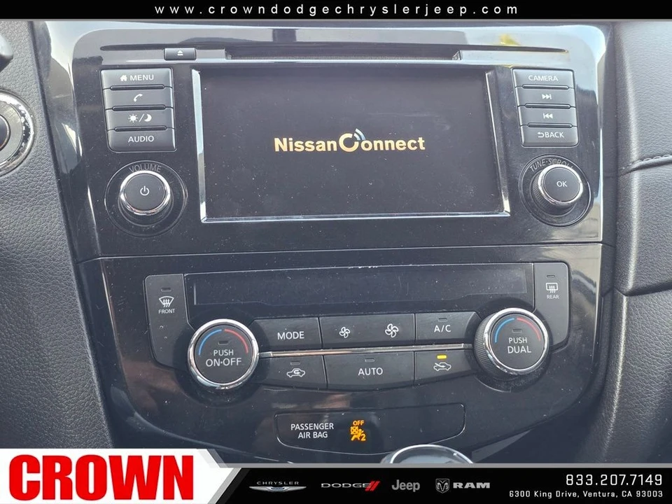 2018 Nissan Rogue - Image 11 of 12