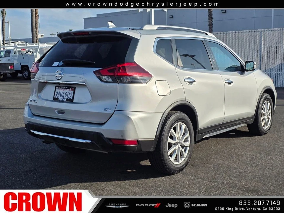 2018 Nissan Rogue - Image 7 of 12