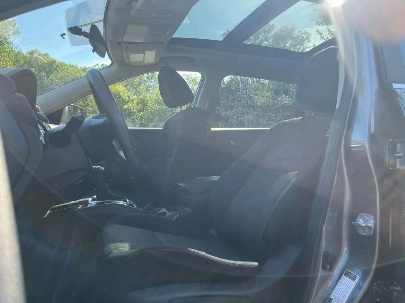2018 Nissan Rogue - Image 11 of 12