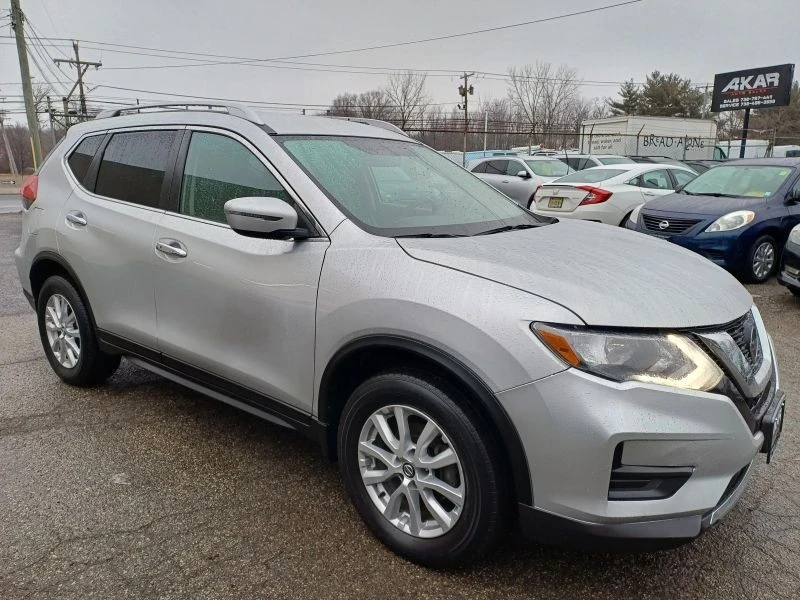 2018 Nissan Rogue - Image 3 of 12