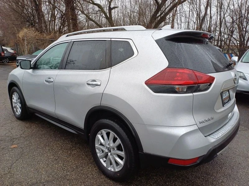2018 Nissan Rogue - Image 7 of 12