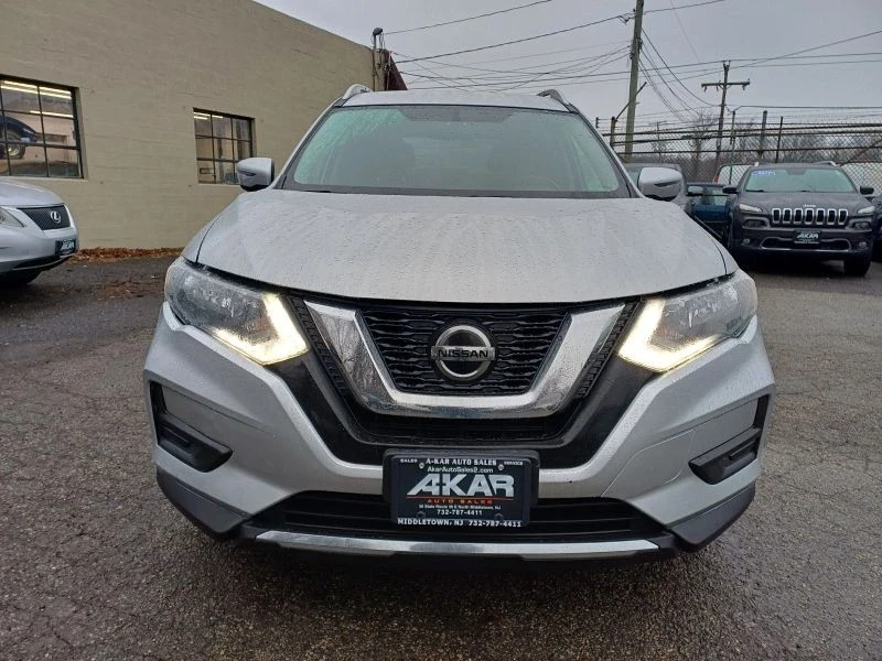 2018 Nissan Rogue - Image 2 of 12