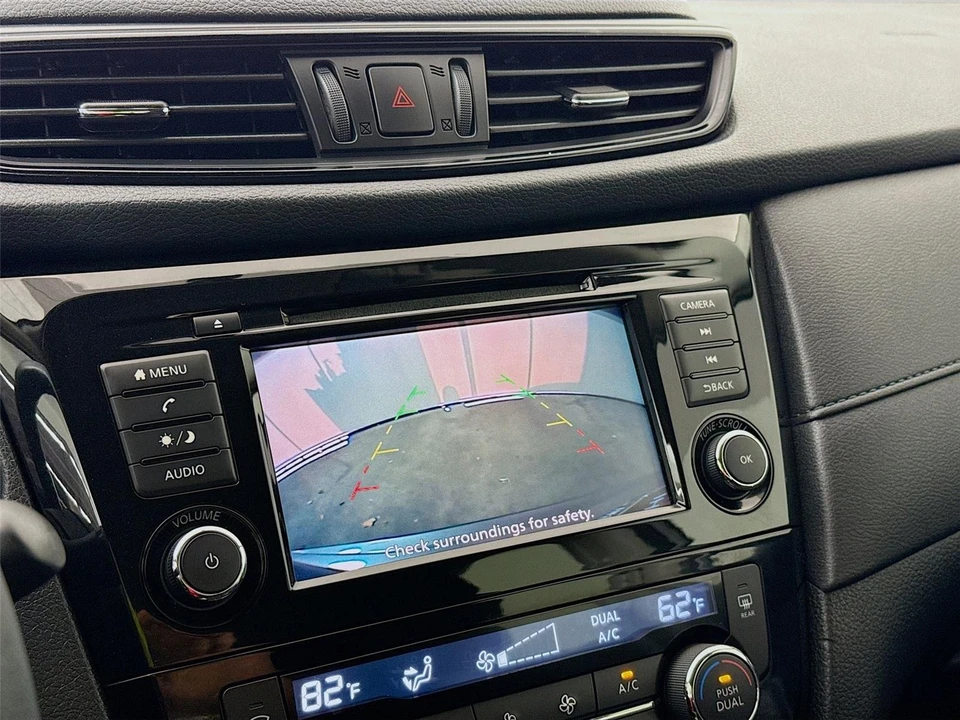 2018 Nissan Rogue - Image 13 of 21