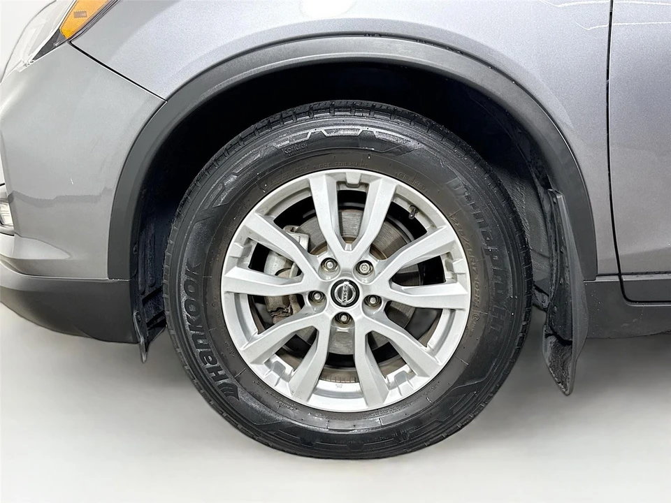 2018 Nissan Rogue - Image 13 of 14