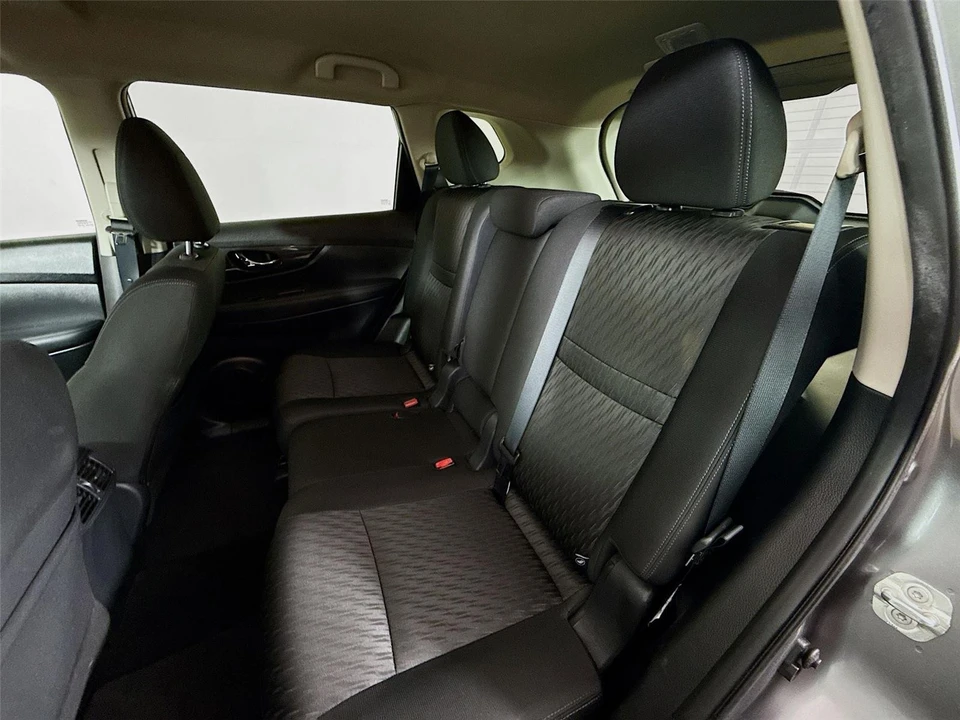 2018 Nissan Rogue - Image 21 of 21