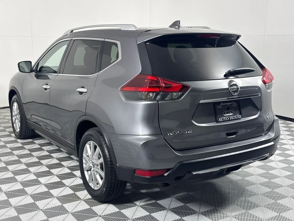 2018 Nissan Rogue - Image 7 of 12