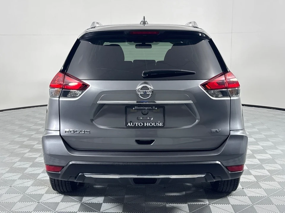 2018 Nissan Rogue - Image 6 of 12