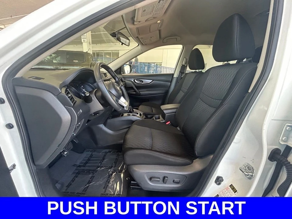 2018 Nissan Rogue - Image 10 of 12