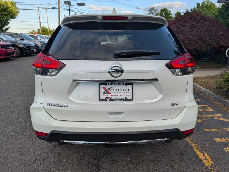 2018 Nissan Rogue - Image 6 of 12