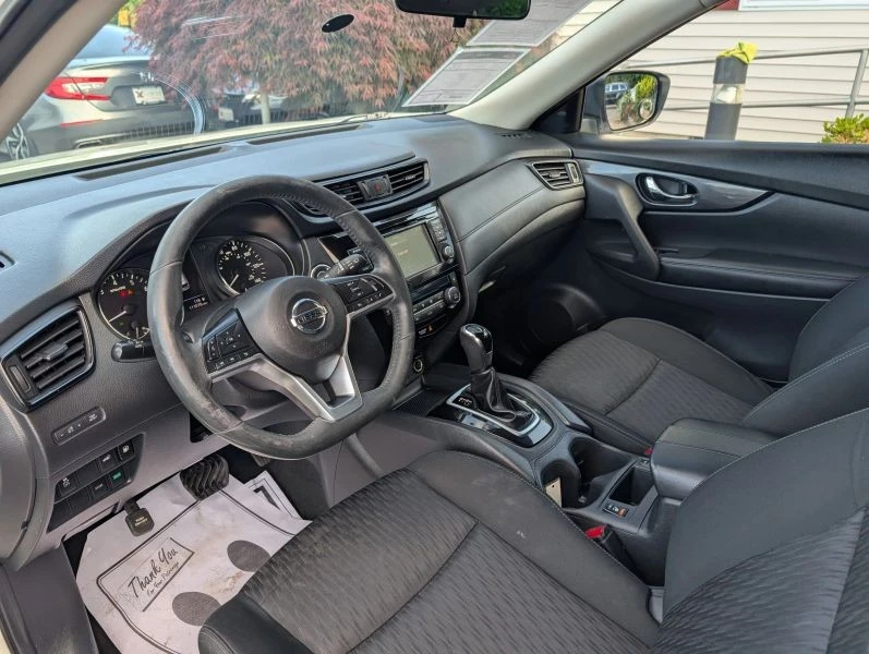 2018 Nissan Rogue - Image 8 of 12