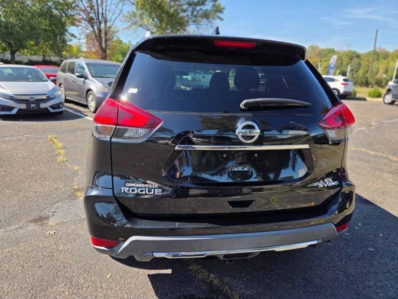 2018 Nissan Rogue - Image 5 of 12