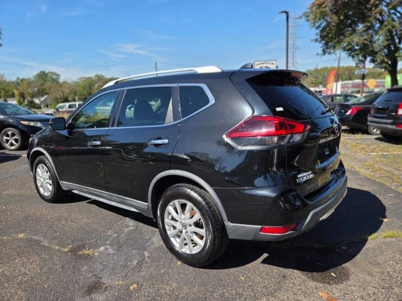2018 Nissan Rogue - Image 4 of 12