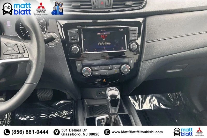 2018 Nissan Rogue - Image 7 of 12