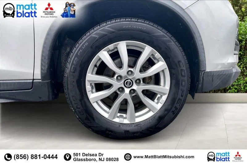 2018 Nissan Rogue - Image 10 of 12
