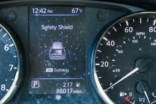 2018 Nissan Rogue - Image 6 of 21