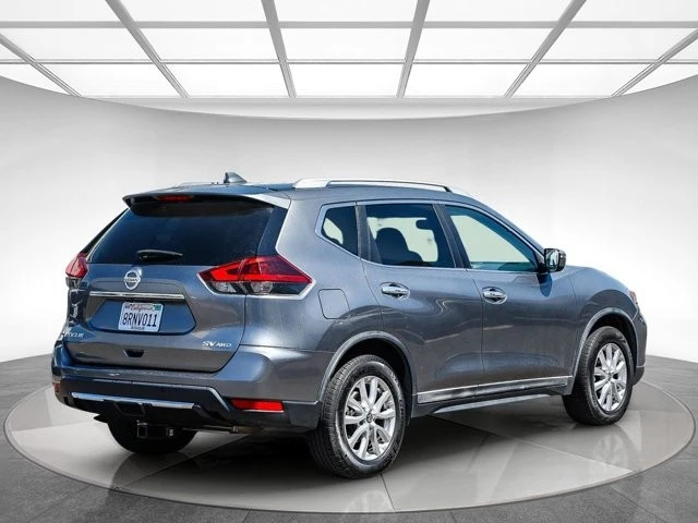 2018 Nissan Rogue - Image 3 of 21