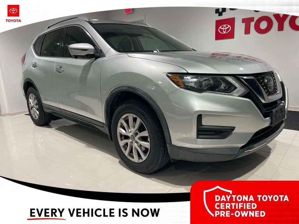 2018 Nissan Rogue - Image 6 of 10