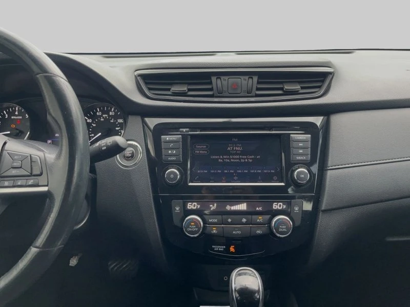 2018 Nissan Rogue - Image 14 of 19