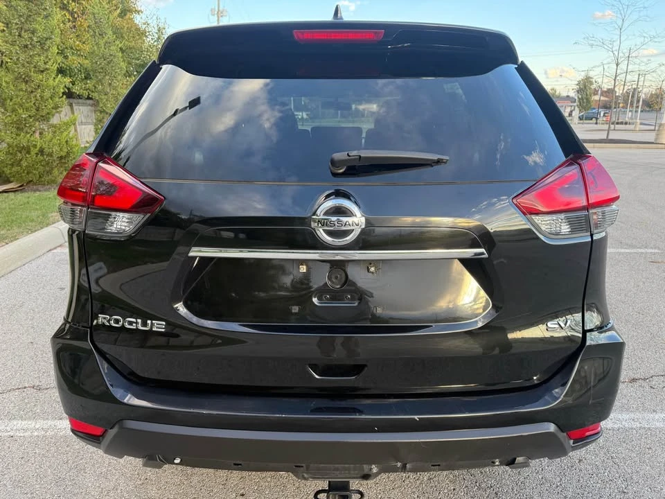 2018 Nissan Rogue - Image 7 of 18