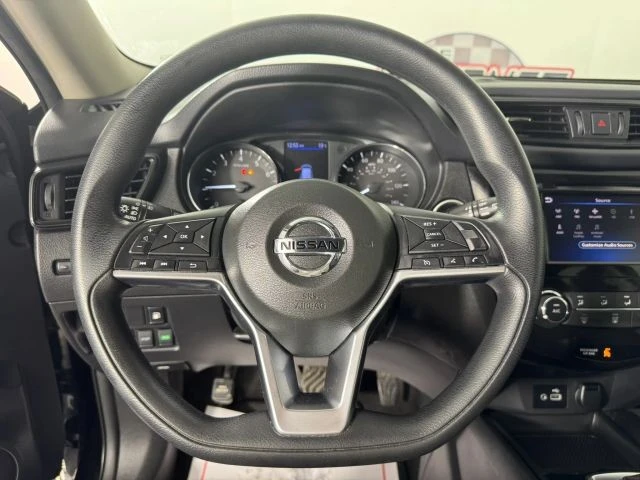 2018 Nissan Rogue - Image 13 of 21