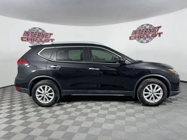 2018 Nissan Rogue - Image 8 of 12