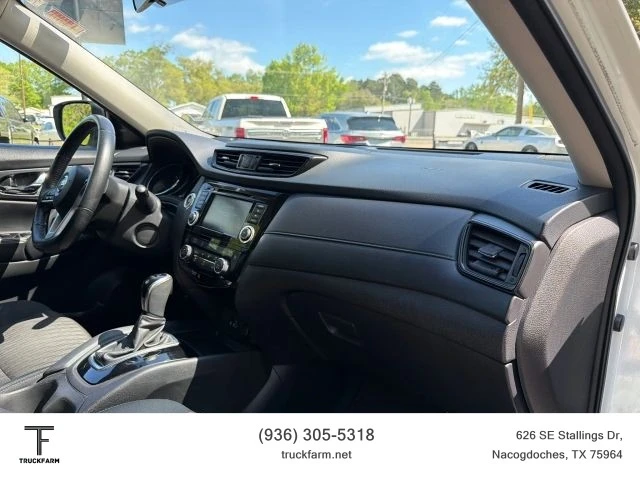 2018 Nissan Rogue - Image 6 of 12