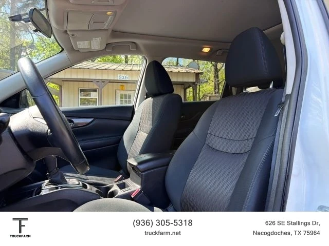 2018 Nissan Rogue - Image 10 of 12