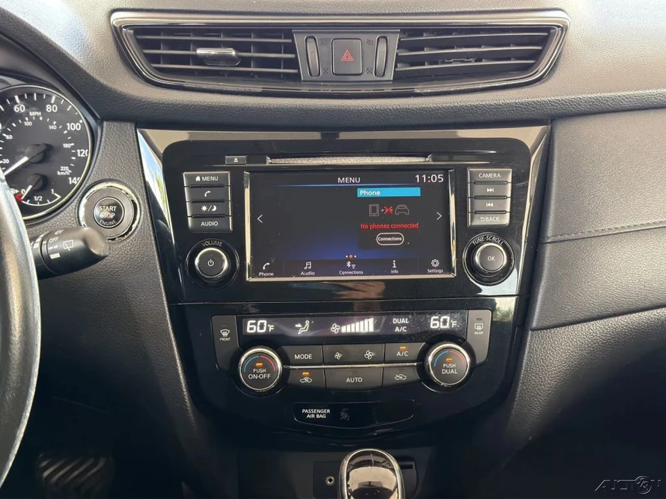 2018 Nissan Rogue - Image 17 of 21