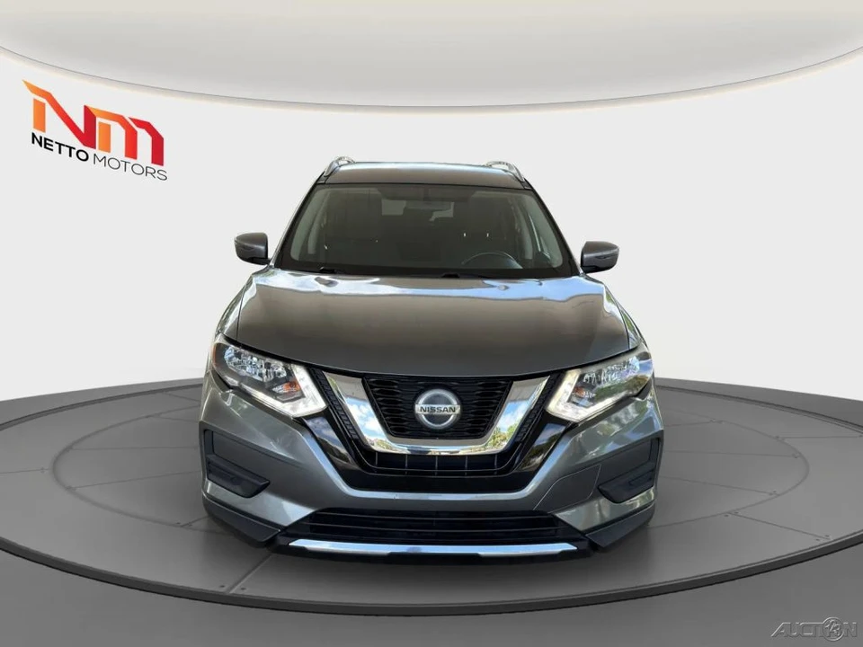 2018 Nissan Rogue - Image 10 of 21