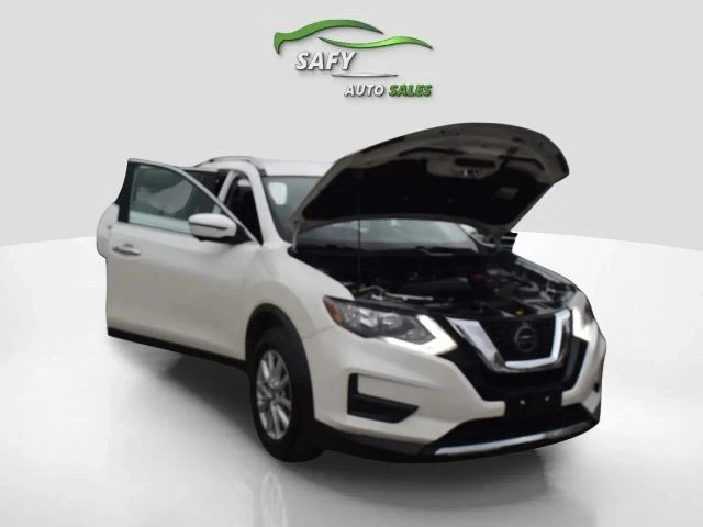 2018 Nissan Rogue - Image 11 of 21