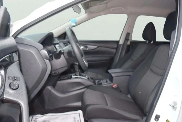 2018 Nissan Rogue - Image 18 of 21