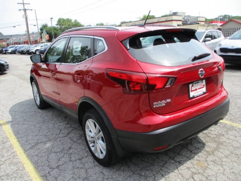 2018 Nissan Rogue - Image 3 of 9
