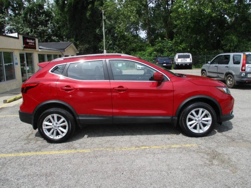 2018 Nissan Rogue - Image 5 of 9