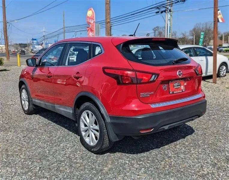 2018 Nissan Rogue - Image 4 of 12