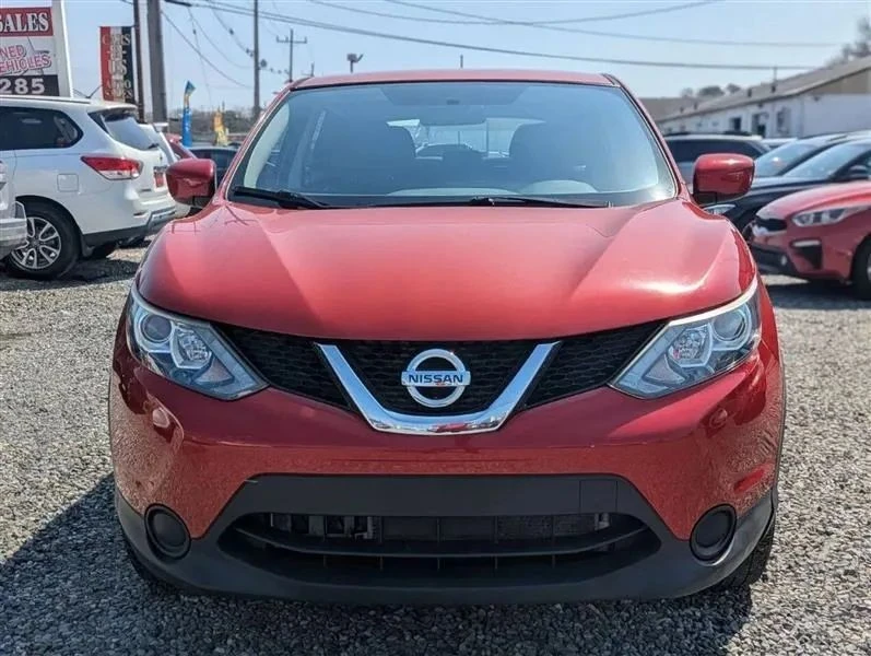 2018 Nissan Rogue - Image 2 of 12