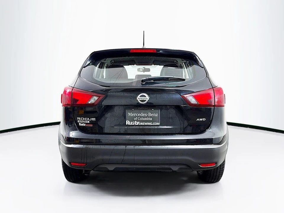 2018 Nissan Rogue - Image 6 of 12