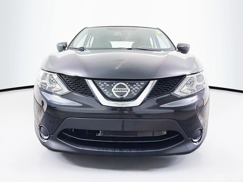 2018 Nissan Rogue - Image 2 of 12