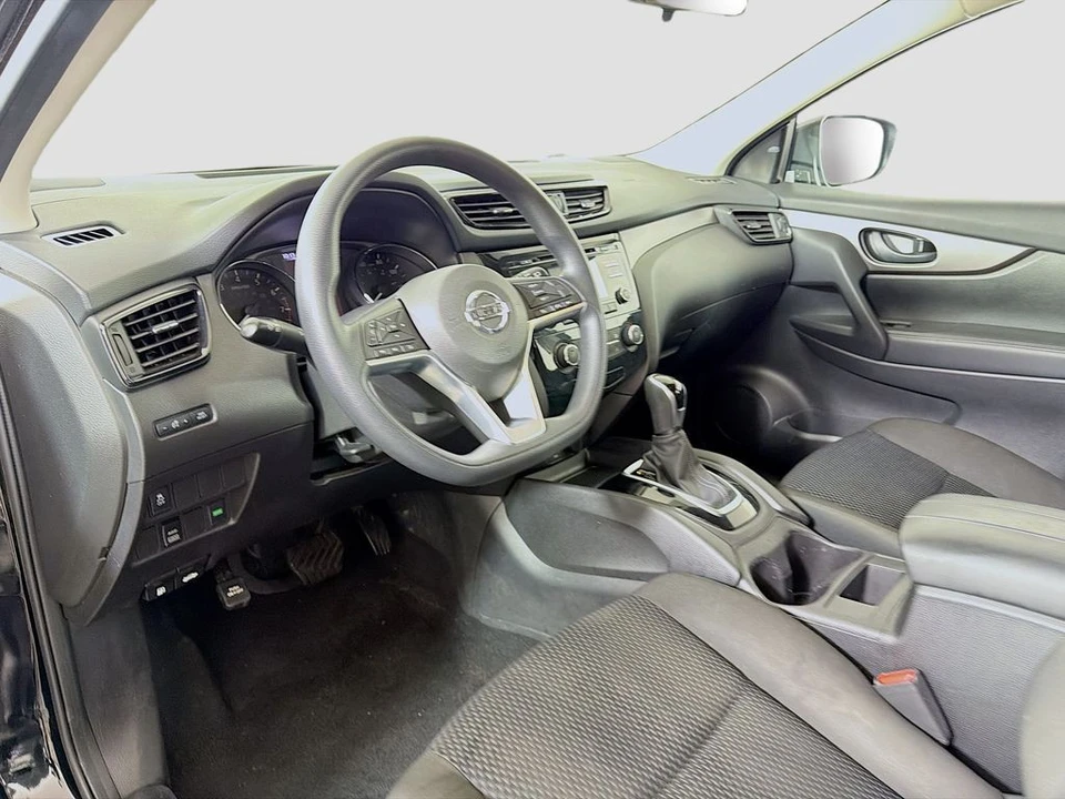 2018 Nissan Rogue - Image 10 of 12
