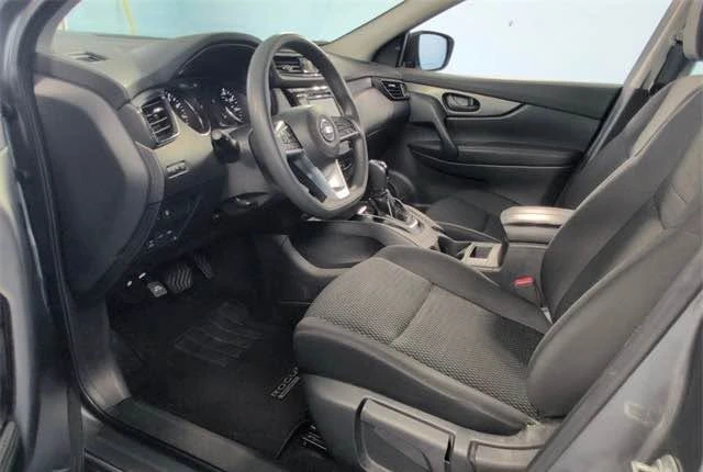 2018 Nissan Rogue - Image 4 of 5
